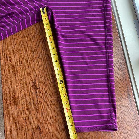 Athleta XL capris - Picture 7 of 8